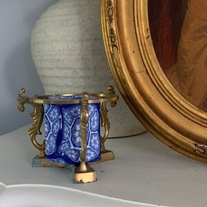 Brass candle holder and candle home decor chinoiserie blue‎ white gold